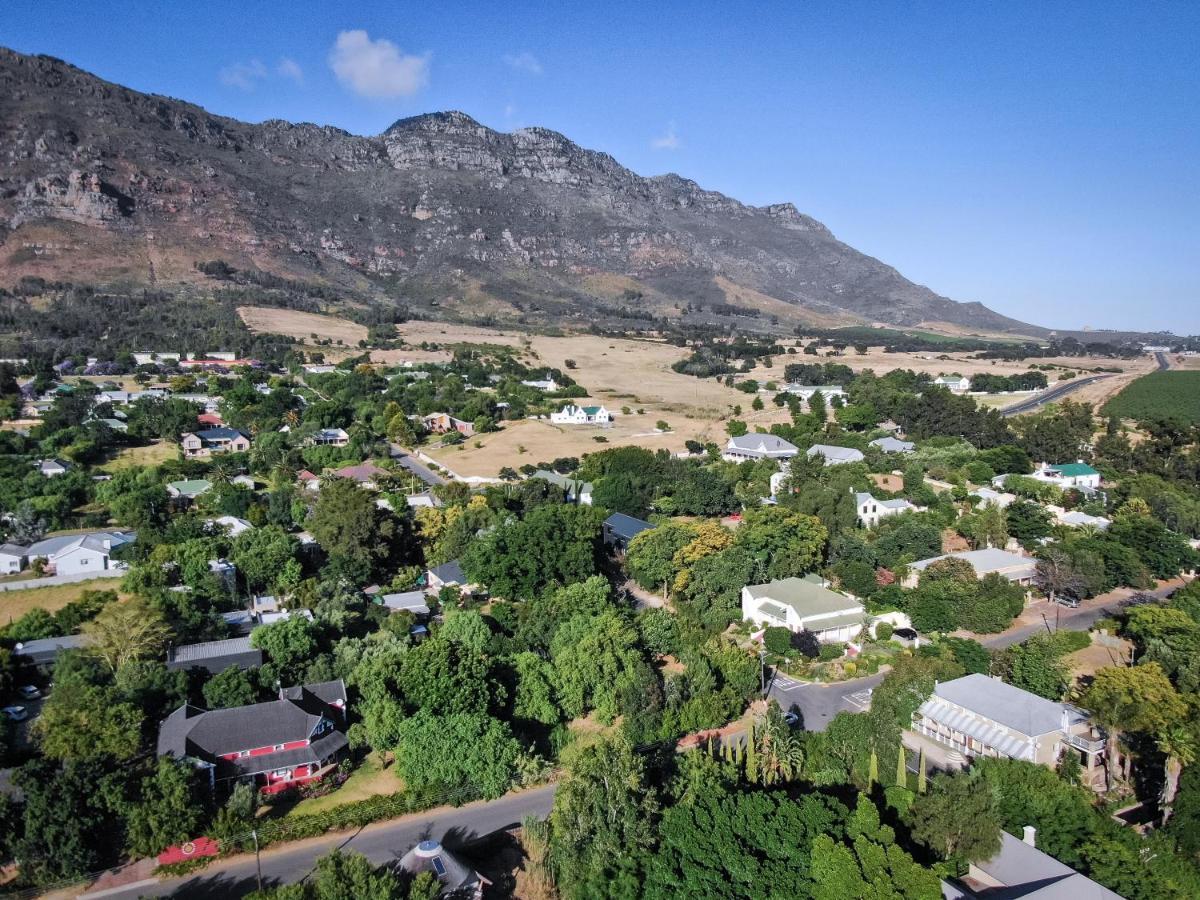 Hotel Ruby Rose Riebeek-West Esterno foto