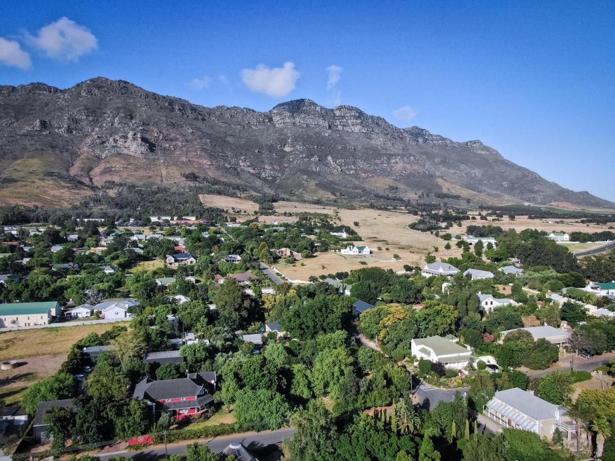 Hotel Ruby Rose Riebeek-West Esterno foto