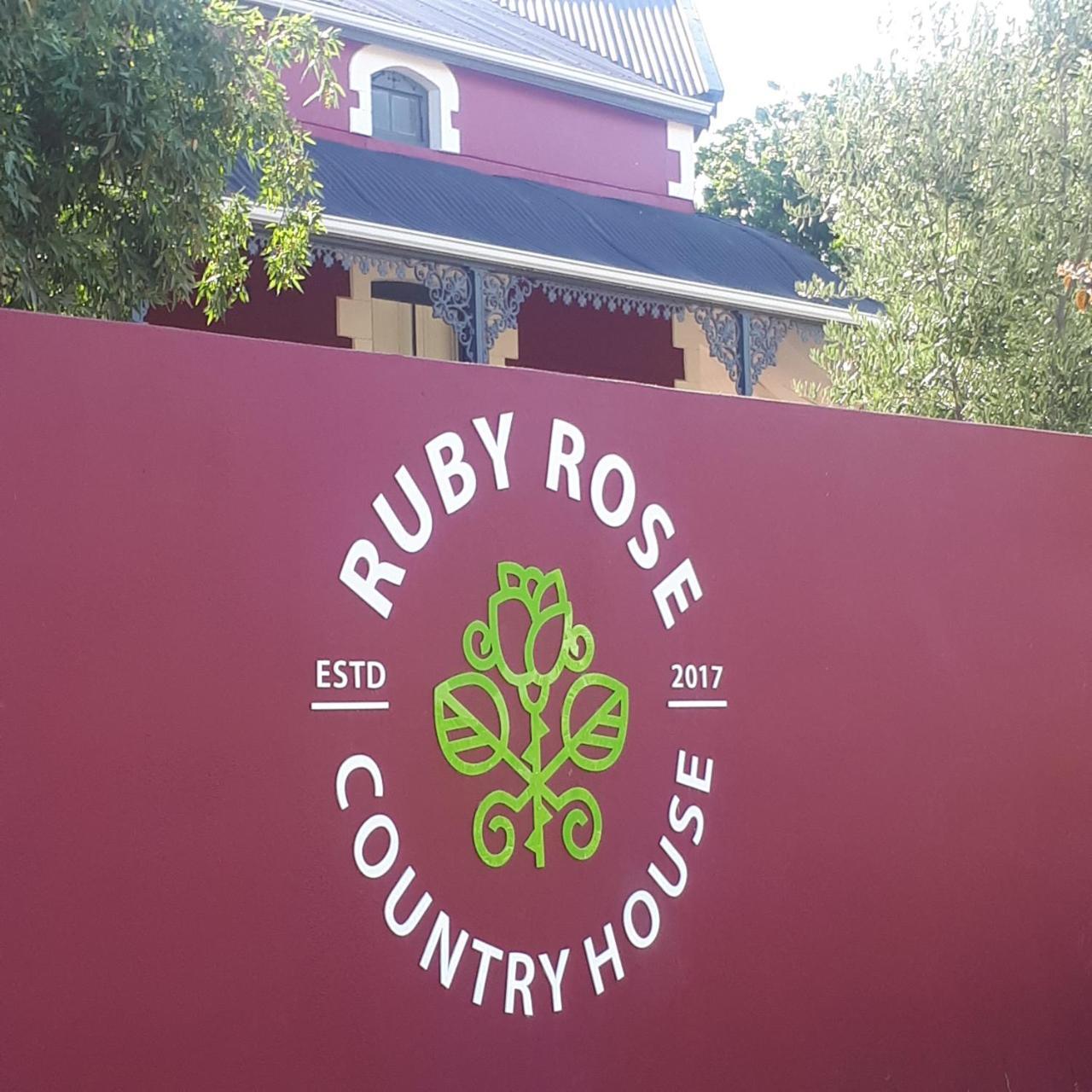 Hotel Ruby Rose Riebeek-West Esterno foto